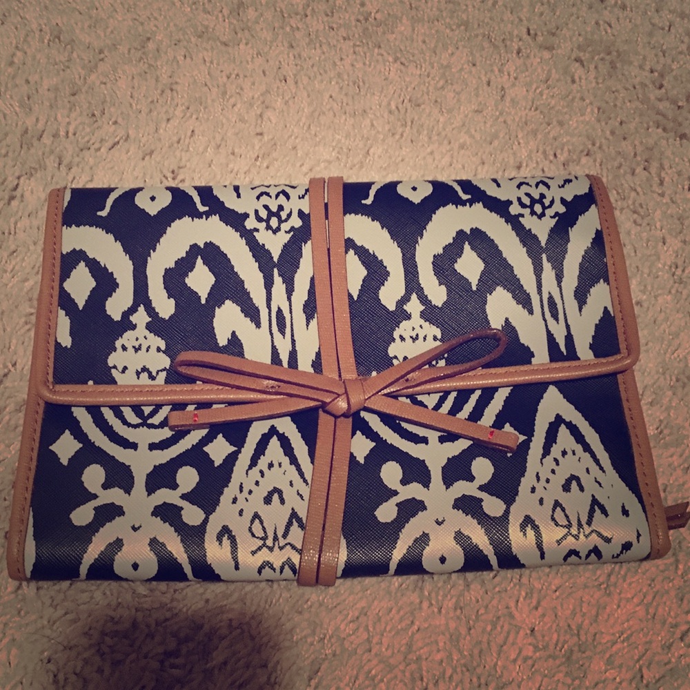 Stella and Dot jewelry organizer